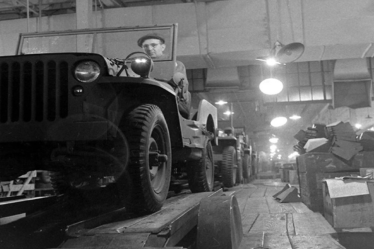 Trong đó nổi bật nhất vẫn là dòng xe jeep Willys MB dòng xe quân sự tiêu chuẩn của Mỹ trong Chiến tranh Thế giới thứ 2, với hơn 500.000 chiếc được chế tạo.