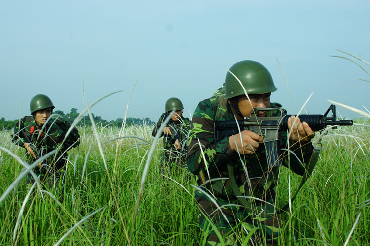 Tiếp cận mục tiêu.