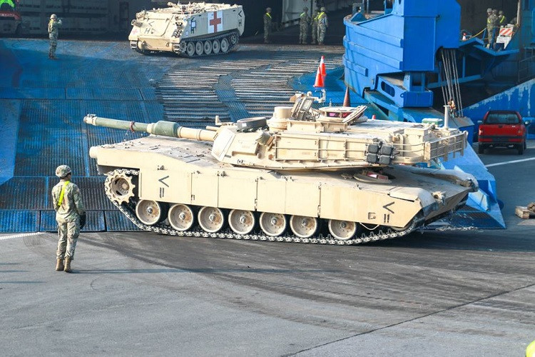 Theo Bộ tư lệnh liên quân Mỹ ở châu Âu cho biết, quá trình chuyển quân trên là nhằm phục vụ cho cuộc tập trận Atlantic Resolve đang diễn ra tại một số nước Đông Âu và Baltic do Mỹ dẫn đầu. Nguồn ảnh: Quân đội Mỹ.