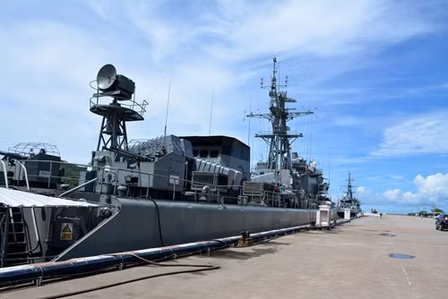 Toàn cảnh tàu, thuyền của Hải quân Hoàng gia Thái Lan tại căn cứ Sattahip.