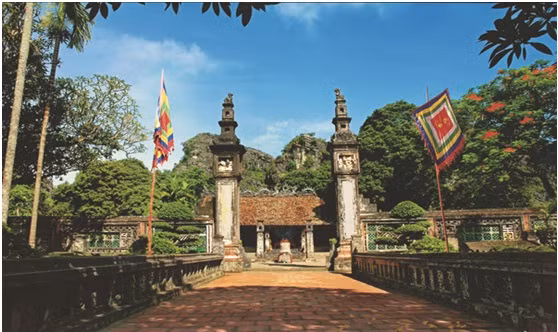 Bi an chuyen lap hoang hau la doi cua Dinh Tien Hoang