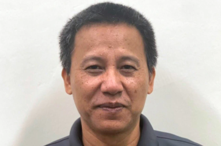 Trước đó, bị cáo Dũng đã 3 lần bị Công an quận Hoàn Kiếm xử phạt vi phạm hành chính về hành vi gây rối trật tự công cộng. Bị cáo không ăn năn hối cải mà tiếp tục thực hiện hành vi vi phạm. Do vậy, HĐXX quyết định cách ly bị cáo Dũng ra khỏi xã hội một thời gian nhằm cảnh cáo, răn đe và phòng ngừa chung. 