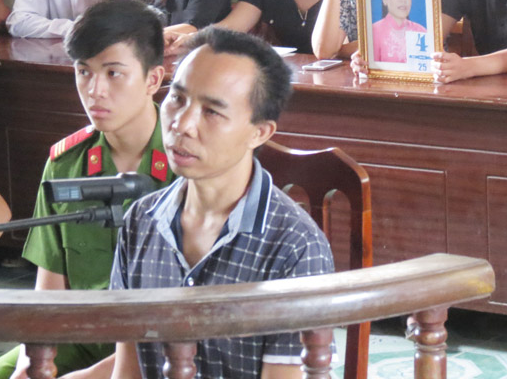 Tước đi sinh mạng của người khác, thêm tội danh cướp tài sản, Hoàng Văn Tám đã phải chịu sự trừng phạt thích đáng của pháp luật bằng bản án chung thân. Kết cục tội lỗi của một cuộc tình vụng trộm khiến người chết, kẻ phải vào tù, nhưng đằng sau đó là nỗi đau bao trùm lên cả gia đình nạn nhân và thủ phạm.