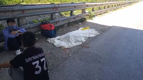  Băng qua đường sắt, một phụ nữ bị tàu đâm tử vong: Ngày 26/7/2020, trên đường sắt Bắc - Nam đoạn qua xóm 16, xã Diễn Yên, huyện Diễn Châu (Nghệ An) đoàn tàu số hiệu SE8 lưu thông hướng Vinh-Hà Nội, khi đến dưới cầu vượt Yên Lý thì tông phải người phụ nữ đang băng qua đường sắt. Cú đâm chính diện với tốc độ cao khiến người phụ nữ bị văng sang phía đường bộ, tử vong tại chỗ. 