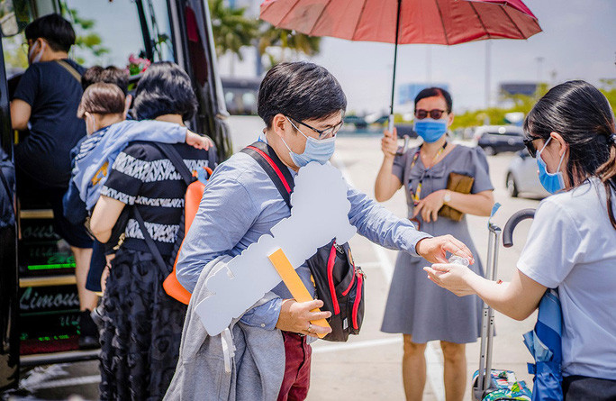  Hỗ trợ học nghề 1,5 triệu đồng/tháng đối với lao động ngành du lịch: Có hiệu lực từ ngày 9/4//2022, Thông tư 12/2022/TT-BTC quy định việc doanh nghiệp, tổ chức về du lịch sẽ được hỗ trợ một phần kinh phí đào tạo, bồi dưỡng, nâng cao trình độ kỹ năng nghề cho lao động nghề du lịch với số tiền như sau: Trong đó, người tham gia khóa đào tạo nghề đến 3 tháng được hỗ trợ tính theo mức thu học phí của cơ sở đào tạo nghề nghiệp và thời gian học nghề thực tế nhưng tối đa không quá 4,5 triệu đồng/người/khóa.(Ảnh minh hoạ)