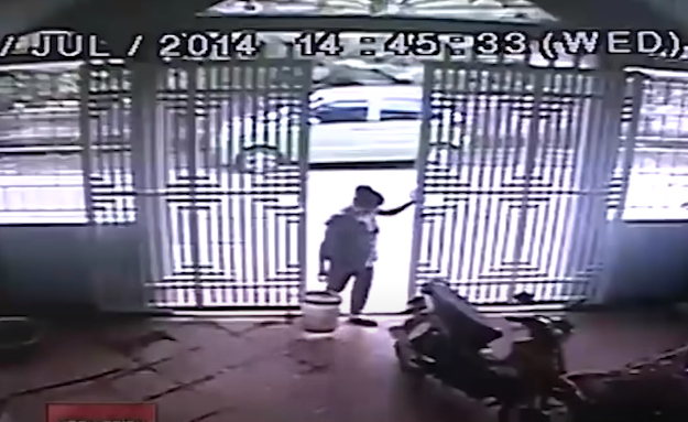 Mặc dù sống ở phường Bắc Sơn nhưng đối tượng không quan hệ với hàng xóm xung quanh khu vực nên việc thu thập thông tin càng khó khăn hơn đối với các trinh sát. Từ những tài liệu thu thập được, Cơ quan điều tra đã làm rõ hình thức thanh toán các loại hình đánh bạc của đường dây do Dương Bá Liệu cầm đầu là các đối tượng sẽ thanh toán tiền sau khi tham gia chơi bạc còn gọi là hình thức tín chấp. 