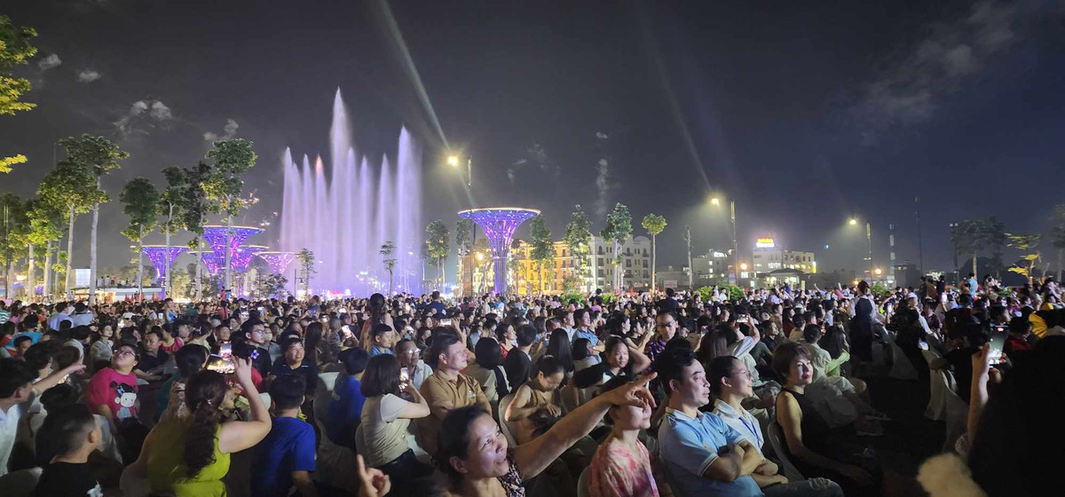 Với việc khởi động mùa du lịch hè 2024 bùng nổ, thành phố biển Sầm Sơn hứa hẹn đón triệu lượt khách với những dịch vụ mới mẻ và ấn tượng.