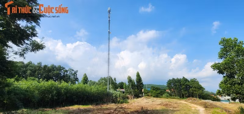 Di dời trạm BTS Mobifone trái phép sau phản ánh của Báo TT&CS Di doi tram BTS Mobifone trai phep sau phan anh cua Bao TT&CS