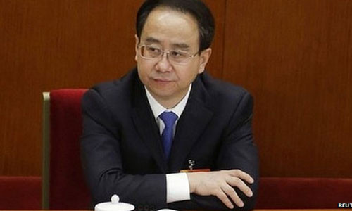 lo ba vo “khat” tinh tien cua tro ly ong ho cam dao hinh anh 2