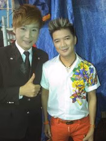 Ly Trieu Dan to Dam Vinh Hung hay muon danh gay chu y?-Hinh-2