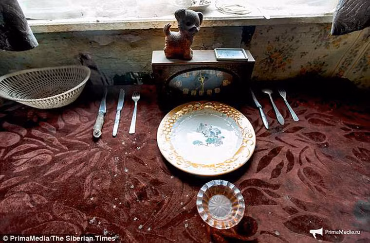 Được biết, căn hộ nơi ông Kuznetsov sinh sống không có điện và nước trong suốt 15 năm qua.