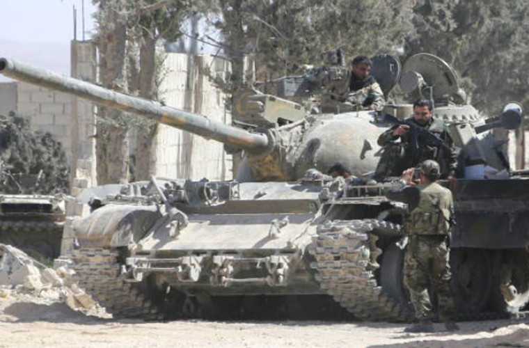 Tuy nhiên, chưa kịp vui mừng thì Quân đội Syria lại phải đối diện với nguy cơ một cuộc không kích từ phía Mỹ và các nước đồng minh sau khi Damascus bị cáo buộc là “thủ phạm” vụ tấn công bằng vũ khí hóa học ở thị trấn Douma cuối tuần trước. Ảnh: FNA.