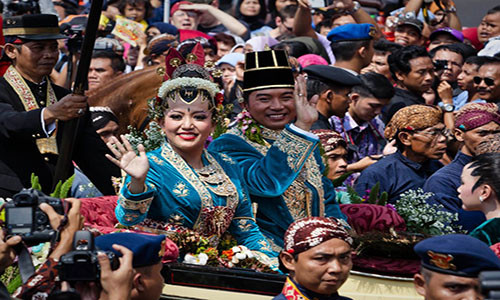 Đám cưới của Công chúa Hayu và Hoàng tử Notonegoro diễn ra tại Yogyakarta, Indonesia, ngày 23/10/2013.