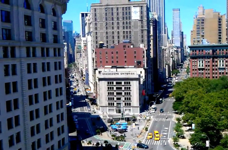 Một góc thành phố New York hiện đại nhìn từ trên cao.