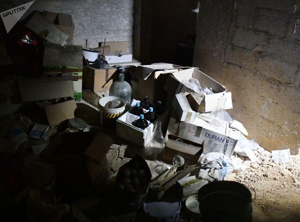 Chuyên gia Alexander Rodionov nhận định, các nhóm phiến quân có thể đã sử dụng phòng thí nghiệm này để sản xuất vũ khí hóa học.