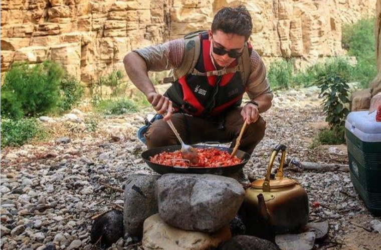 Có thể thấy, vị Thái tử kế vị trẻ tuổi của Jordan là một người rất ưa phiêu lưu, mạo hiểm.