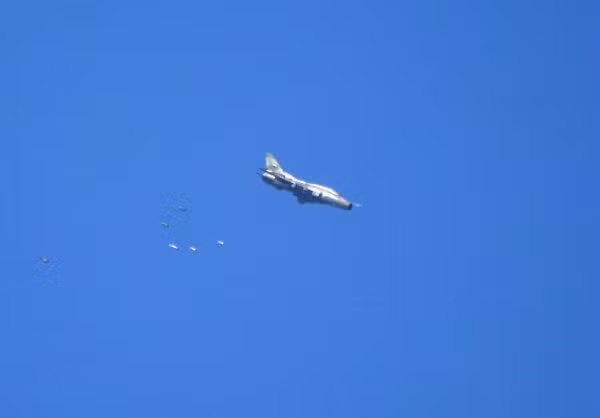 Trước đó cùng ngày, Quân đội Syria và lực lượng Palestine đã giải phóng hàng chục trang trại và tòa nhà từ tay IS ở quận al-Qadam. Ảnh: FNA.