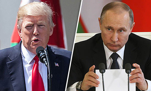 Tổng thống Nga Vladimir Putin (phải) và người đồng cấp Mỹ Donald Trump. Ảnh: Express.