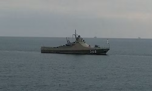 Hình ảnh tàu hộ vệ tên lửa Vasily Pykov trên đường đến thành phố Novorossiysk chuẩn bị cho đợt thử nghiệm trên biển. Ảnh: forums.airbase.ru.