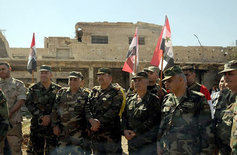 Theo South Front dẫn nguồn tin của SOHR ngày 5/4 cho biết, Quân đội Syria và lực lượng đồng minh đang chuẩn bị tiến hành chiến dịch quân sự nhằm quét sạch các tay súng phiến quân IS đang bị bao vây trong Trại Yarmouk ở Nam Damacus. Ảnh: FNA.