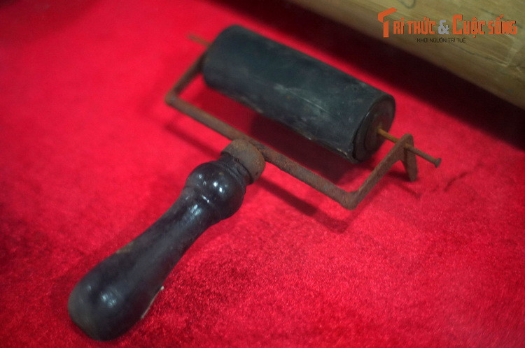 Ru-lô Bác dùng để in báo "Việt Nam Độc Lập" ở chiến khu Việt Bắc.