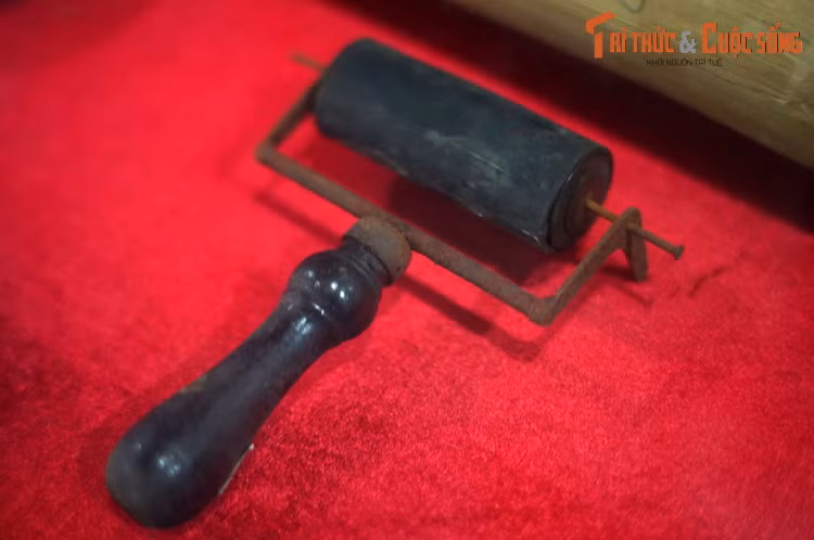 Ru-lô Bác dùng để in báo "Việt Nam Độc Lập" ở chiến khu Việt Bắc.