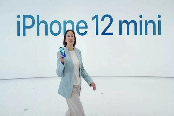 Nhiều người dùng lo lắng iPhone 12 mini có bức xạ cao như vậy về lâu dài sẽ có những ảnh hưởng nhất định đến sức khỏe người dùng.