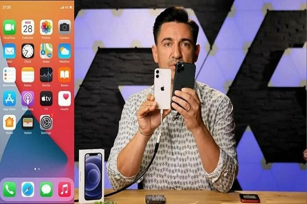 Chỉ số SAR càng thấp thì điện thoại thông minh càng an toàn vì trong quá trình tương tác với nó, cơ thể nhận được ít tác động nhất. Để các nhà sản xuất điện thoại luôn duy trì SAR trong định mức, họ được thẩm định bởi các cơ quan quản lý.