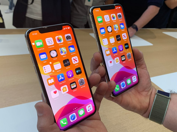 Khi bạn mua sản phẩm của Apple, công ty không bao giờ cho phép nhà cung cấp dịch vụ cài đặt bất kỳ ứng dụng nào trước khi điện thoại đến tay người dùng.