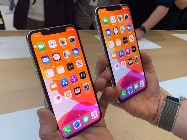 Khi bạn mua sản phẩm của Apple, công ty không bao giờ cho phép nhà cung cấp dịch vụ cài đặt bất kỳ ứng dụng nào trước khi điện thoại đến tay người dùng.