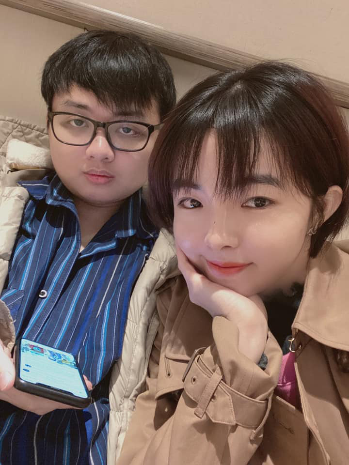 SofM là người Việt Nam đầu tiên lọt vào trận Chung kết LMHT, được mệnh danh là 'thần rừng' và đang sở hữu mức lưỡng cao ngất ngưởng tại Trung Quốc khiến cộng đồng game Việt tự hào thán phục.