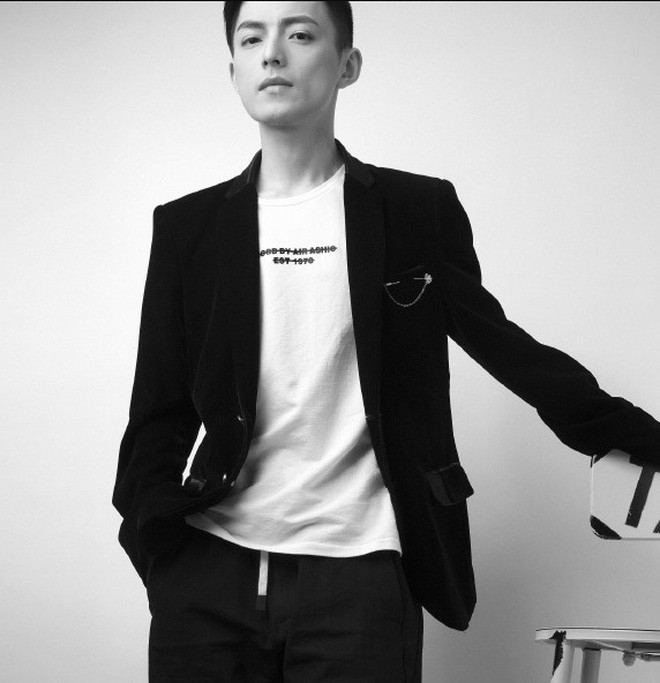 Mạng xã hội Weibo của nam streamer cũng có đến 80.000 người follow.