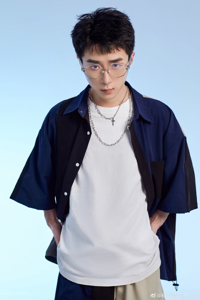 Vương Tiểu Oai (sinh năm 1998) hiện là streamer game PUBG trên nền tảng Kuaishou với hơn 66.500 người theo dõi, Weibo của anh chàng cũng đã cán mốc 1 triệu người follow.