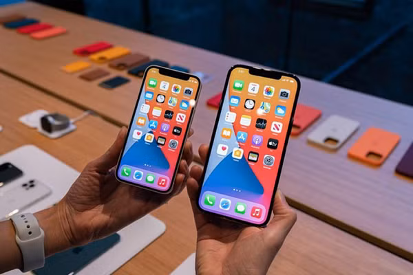 Dưới một số bình luận, Apple trả lời rằng đây là sự cố nhà mạng và sẽ được khắc phục qua cập nhật phần mềm.