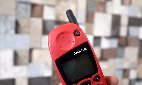Các mẫu Nokia 5110 được sưu tầm đều nguyên vẹn, đa phần còn đầy đủ hộp và phụ kiện, cũng như miếng dán màn hình. Chúng đều hoạt động bình thường.