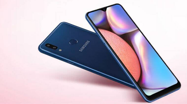 Galaxy A10s có dung lượng pin “khủng” lên đến 4.000 mAh, camera trước 8MP cùng tính năng Selfie Focus giúp các tín đồ selfie có được những bức ảnh xóa phông “sống ảo” tuyệt đẹp.