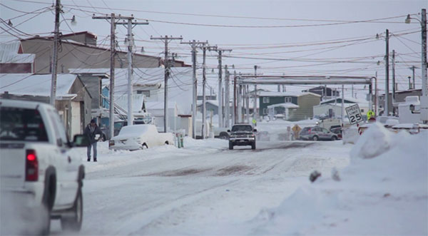 Như một sự 'bù đắp' thú vị thì khoảng giữa tháng 5 tại đây, mặt trời mọc và không lặn trong khoảng 80 ngày.