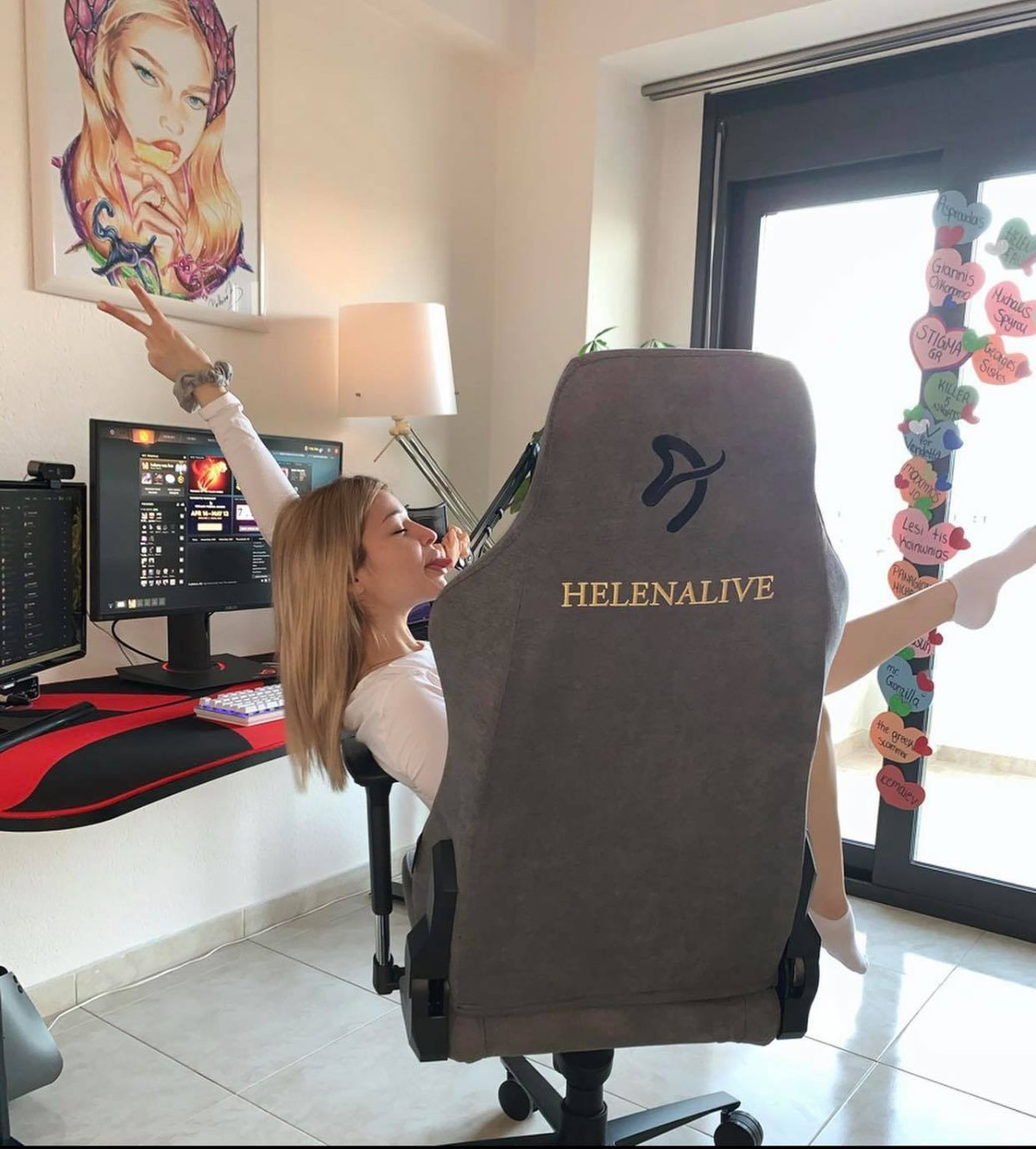 "Nam giới hoàn toàn có thể cư xử như nữ và ngược lại, phụ nữ cũng có thể được xem như những chàng trai. Tuy nhiên, giới tính thì chỉ có 2, đây là điều không thể thay đổi được", Helena bày tỏ quan điểm.