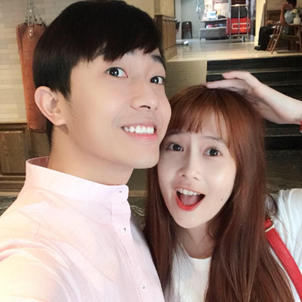 Mai Quỳnh Anh là gương mặt “thân quen” trong các series phim hài, phim học đường trên YouTube. Không chỉ sở hữu nhan sắc mỹ miều, tính cách dí dỏm, dễ thương cũng là một trong những ưu điểm khiến hot girl sinh năm 1991 nhận về không ít sự yêu quý từ dư luận.