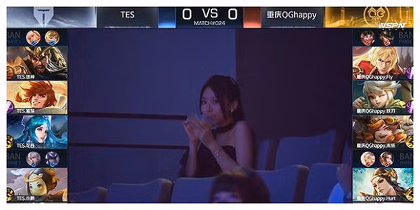 Sự xuất hiện của một mỹ nhân khác cũng gây chú ý đó là Thiên Vân, hiện cô đang là caster của giải đấu KPL và là MC của Hero Sports VSPN.