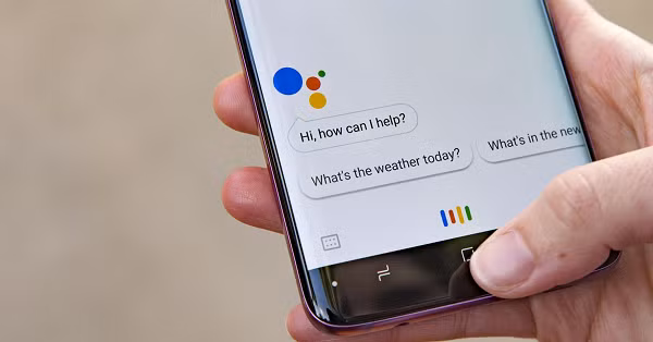 Một số trợ lý ảo phổ biến nhất hiện nay phải kể đến trợ lý ảo Alexa của Amazon, Siri của Apple, Google Now và Cortana của Microsoft (trợ lý ảo được tích hợp sẵn trên Windows 10 và Windows Phone 8.1).