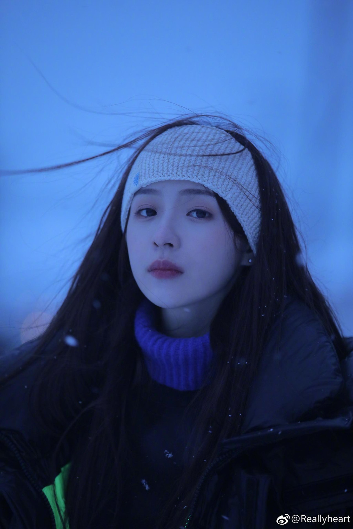 Trước khi bước chân vào làng streamer, cô nàng đã gây ấn tượng mạnh bởi vẻ đẹp mong manh tựa tiên nữ không thua kém minh tinh điện ảnh.