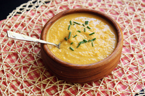 Các nghiên cứu đã chứng minh sự kết hợp của cả táo và hành tây trong súp có tác dụng giảm nguy cơ mắc nhiều loại ung thư.