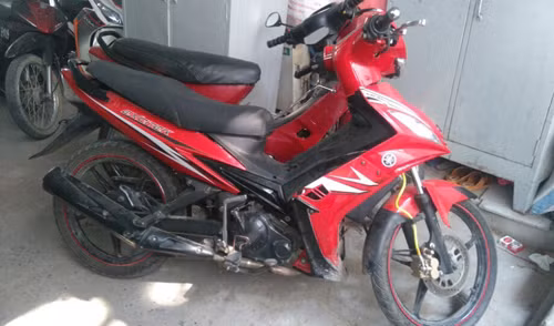 Tom gon nhom trom ky la, gay on ao truoc khi lay cap-Hinh-2