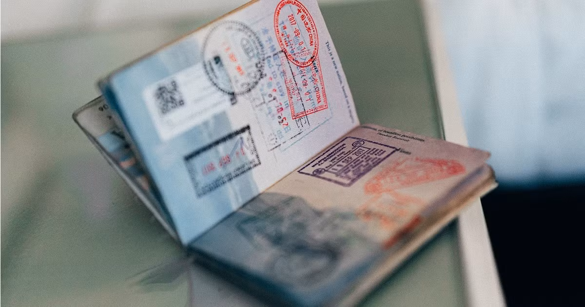 Về sau, cảnh sát Nhật Bản đưa người đàn ông trên đến một khách sạn gần sân bay để nghỉ đêm trước khi điều tra toàn diện. Bên ngoài phòng của người này có nhân viên an ninh canh giữ. Thế nhưng, đến sáng hôm sau, người đàn ông trên biến mất bí ẩn khiến các nhà điều tra bất ngờ. Dù điều tra nhưng họ không phát hiện dấu vết của người đàn ông đến từ Taured. Đến nay, vụ việc vẫn chưa được làm sáng tỏ.