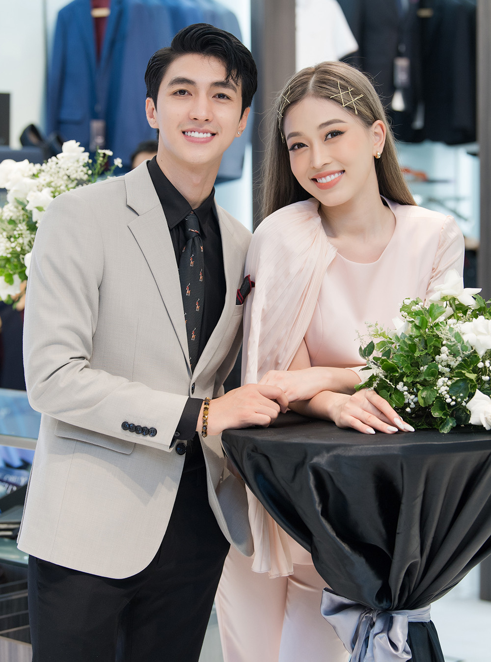 Viet Huong va loat sao Viet khoe duoc chong tang biet thu sang trong-Hinh-9