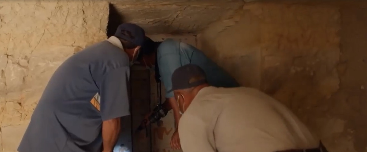 Người Ai Cập cổ đại tin rằng, sau khi qua đời, một phần linh hồn gọi là "Ba" biến thành hình dạng chim có đầu người.