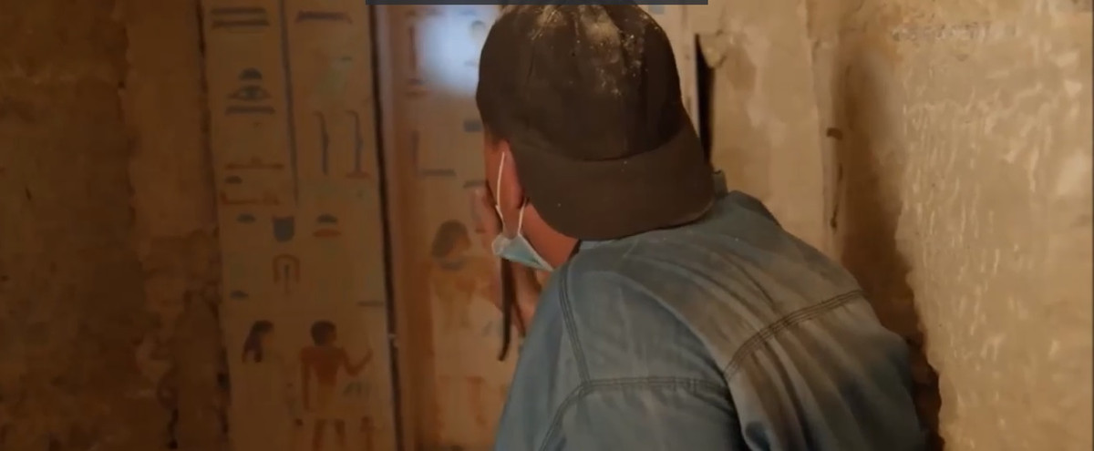 "Ba" có thể di chuyển giữa thế giới của người sống và thế giới của người chết. Nó cần một chiếc cổng để di chuyển giữa 2 thế giới.