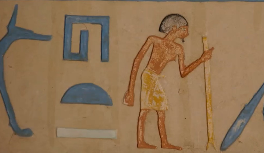 Theo các chuyên gia, "cửa giả" chính là cánh cửa linh thiêng dẫn người chết đến thế giới bên kia.