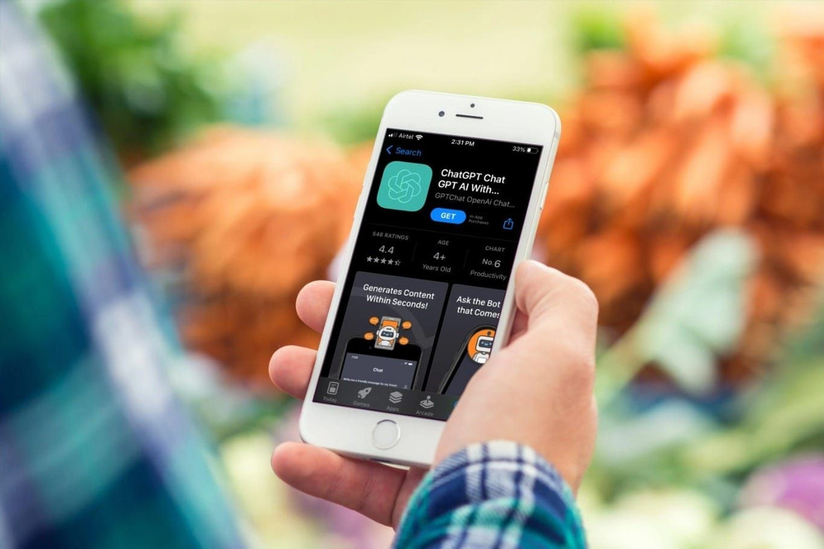 Danh sách các ứng dụng ChatGPT giả mạo được phát hiện bởi Top10VPN bao gồm: AI Chat Companion, ChatGPT 3: ChatGPT AI, Talk GPT - Talk to ChatGPT, ChatGPT AI Writing Assistant và Open Chat - AI Chatbot App (với Android) hoặc Open Chat - AI Chatbot, Wisdom AI - Your AI Assistant, Chat AI: Personal AI Assistant, Alfred - Chat with GPT 3, TalkGPT - Talk to ChatGPT, Write For Me GPT AI Assistant và Genie - GPT AI Assistant (với iOS).